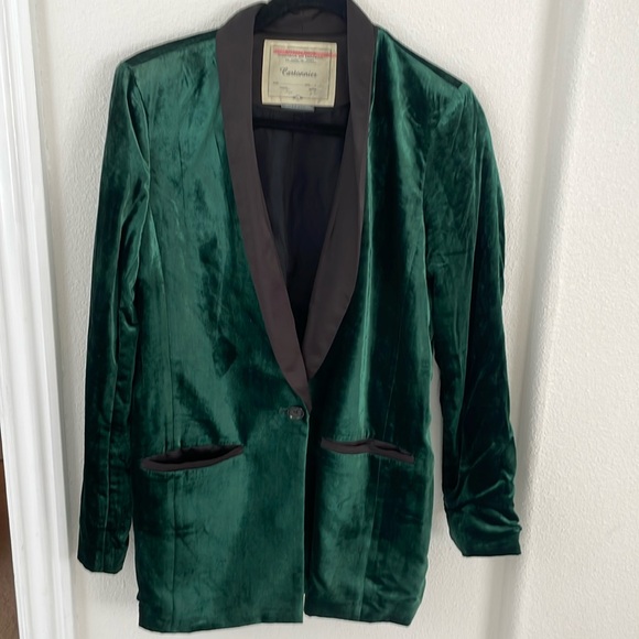 Green velvet Anthropologie blazer - Picture 2 of 7
